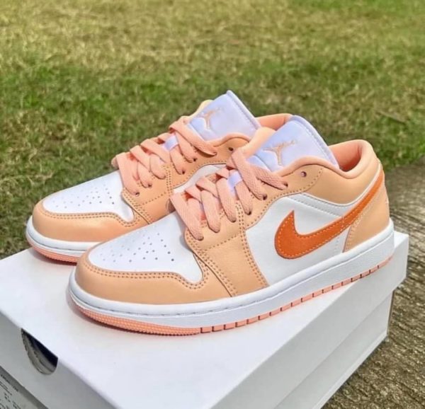 Nike Air Jordan 1 Low Sunset Haze
