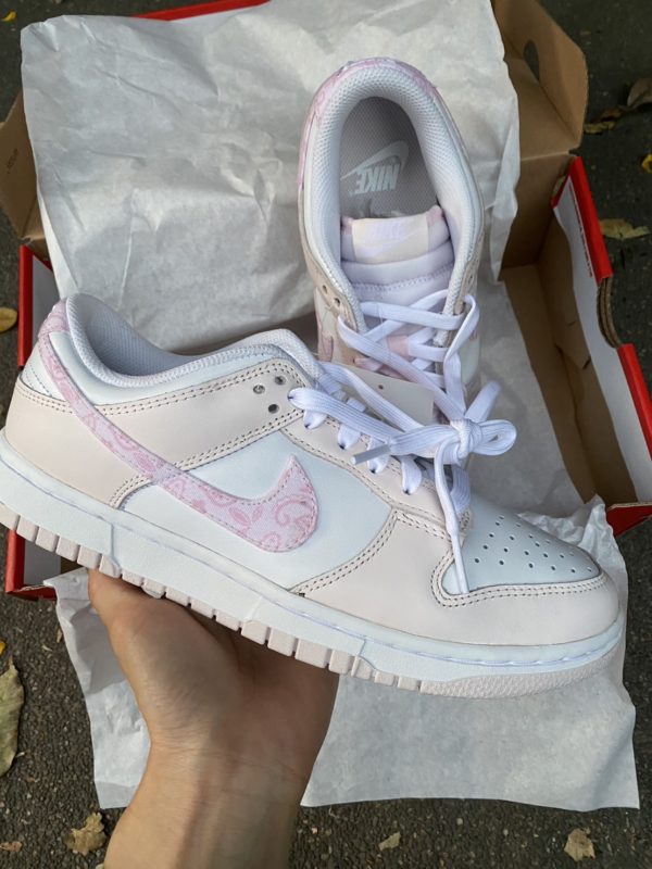 Nike Dunk Low paisley
