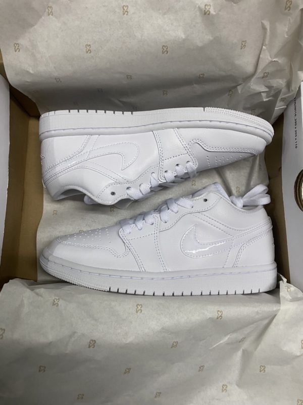 Nike Air Jordan 1 Low Triple White - Image 2