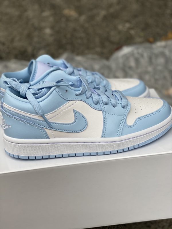 Nike Air Jordan 1 Low ice blue - Image 3