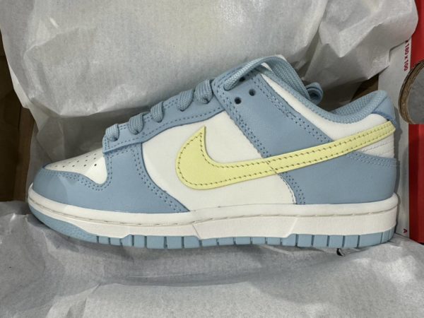 NIKE DUNK low  Ocean Bliss - Image 4