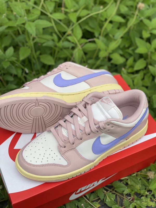 Nike DunkLow  PINK OXFORD - Image 3