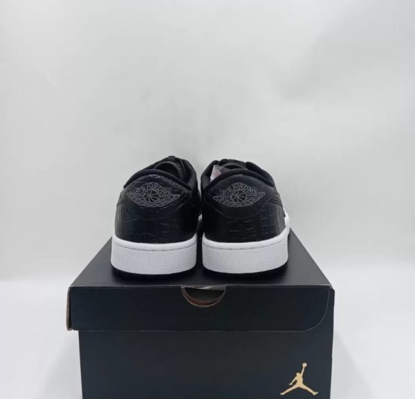 Nike Air Jordan 1 Low Golf  black Crocodile Skin - Image 3