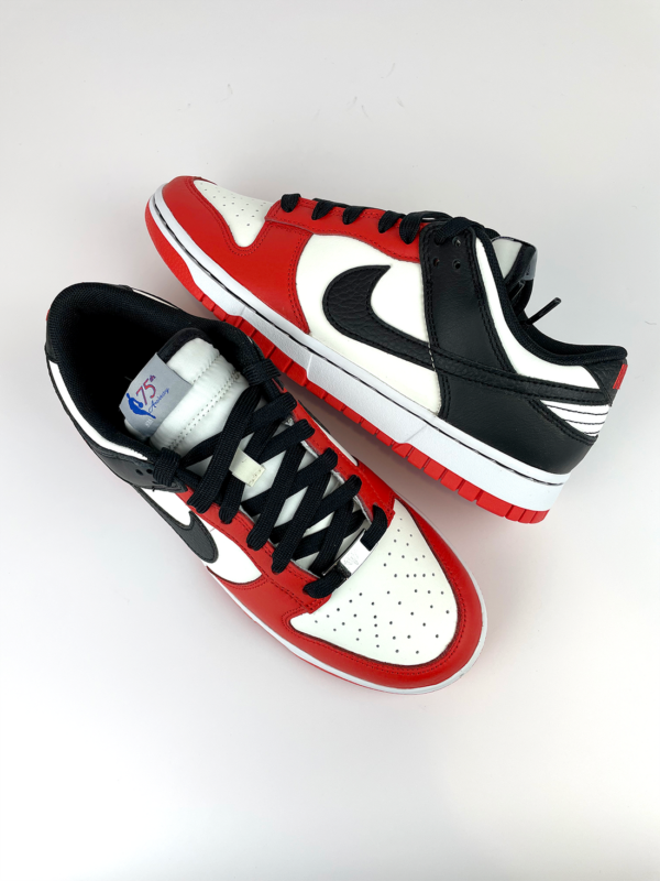 NIKE DUNK LOW EMB NBA 75th Anniversary Chicago