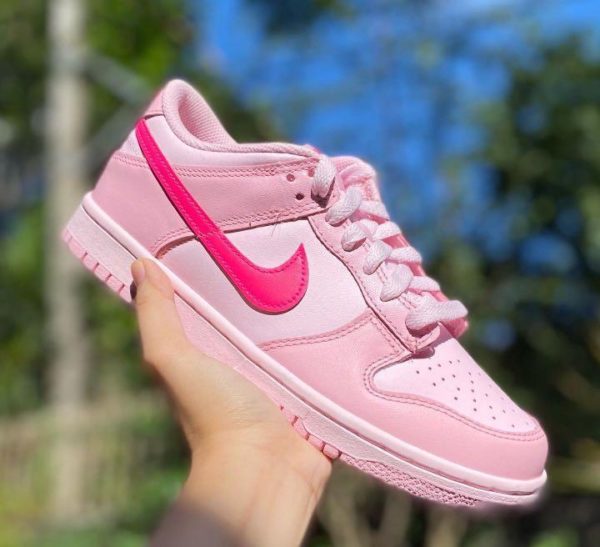 Nike Dunk Low Barbie