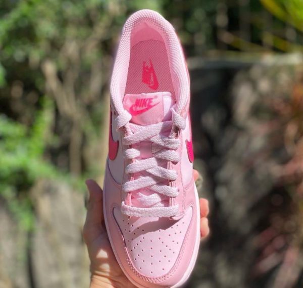 Nike Dunk Low Barbie - Image 4