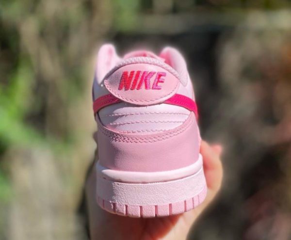 Nike Dunk Low Barbie - Image 3