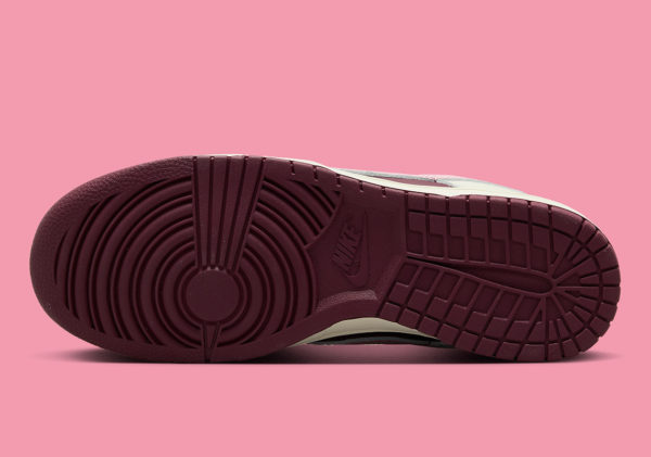 Nike Dunk Low Valentine - Image 7