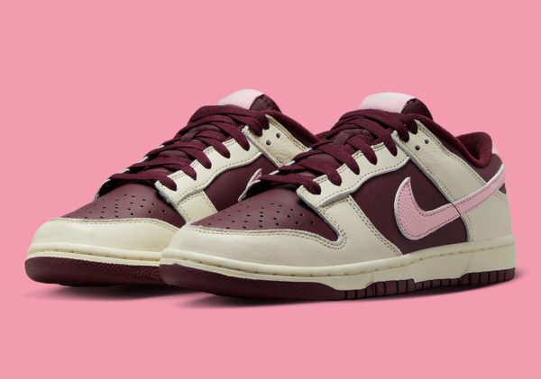 Nike Dunk Low Valentine - Image 3