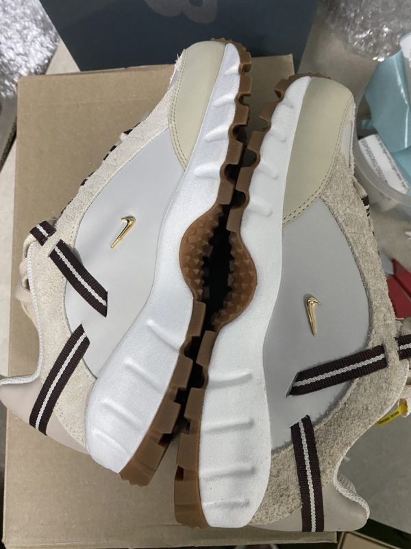 NIKE  x JACQUEMUS - Image 3