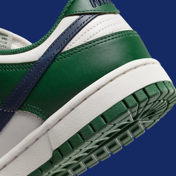 Nike Dunk Low Gorge Green - Image 4